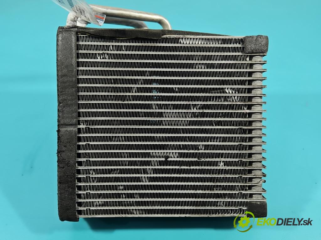 Opel Mokka A 2012-2019 1.4 T 140 HP automatic 103 kW 1364 cm3 5- radiator 13395790 (Radiátor kúrenia)