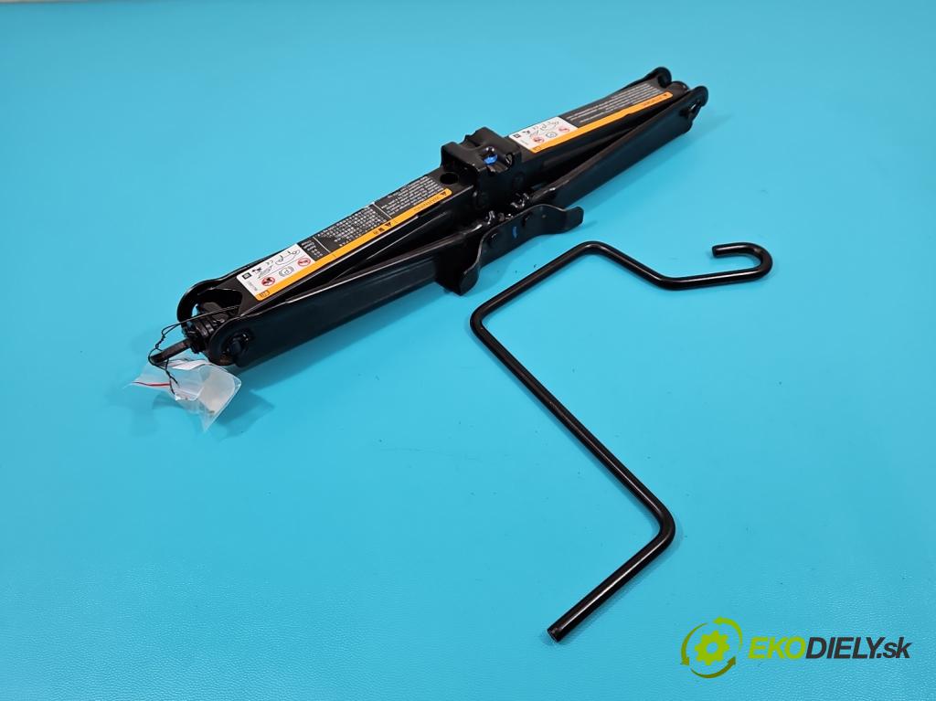 Chevrolet Cruze 1.8 16V 141 HP manual 104 kW 1796 cm3 4- mechanizmus okna automobilovy 