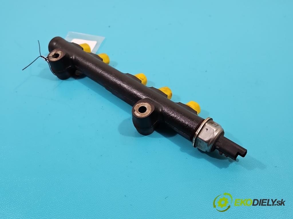 Peugeot 2008 I 2013-2019 1.6 hdi 92 HP manual 68 kW 1560 cm3 5- lišta vstrekovacia 9685297580-02 (Vstrekovacie lišty)