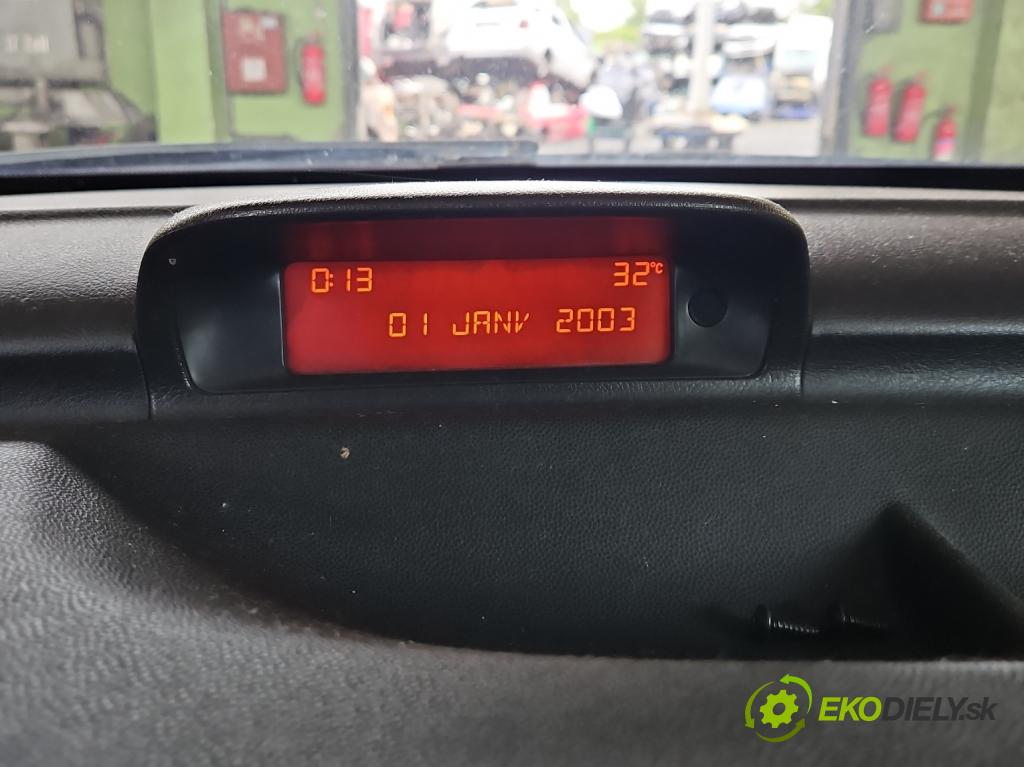 Peugeot 307 1.6 hdi 109 HP manual 80 kW 1560 cm3 5- Zobrazit: 966422280 (Prístrojové dosky, displeje)