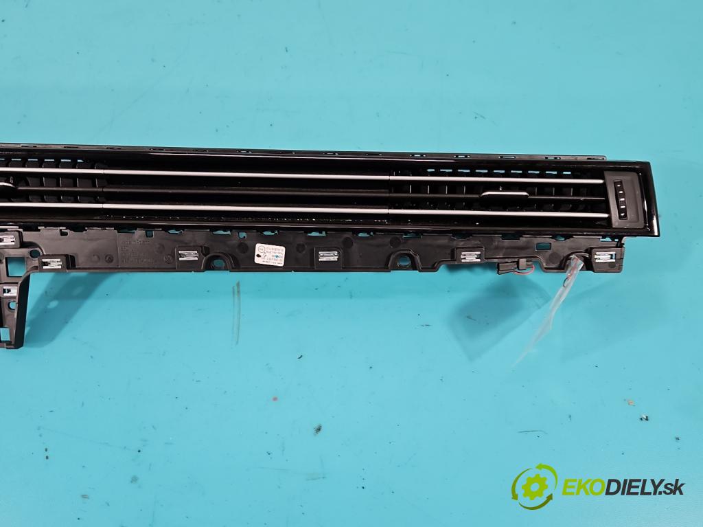 Vw Passat B8 2014 - 2.0 tdi 150 HP automatic 110 kW 1968 cm3 5- Mřížka: kúrenia stredová 3G1858416 (Mriežky kúrenia (fukáre))