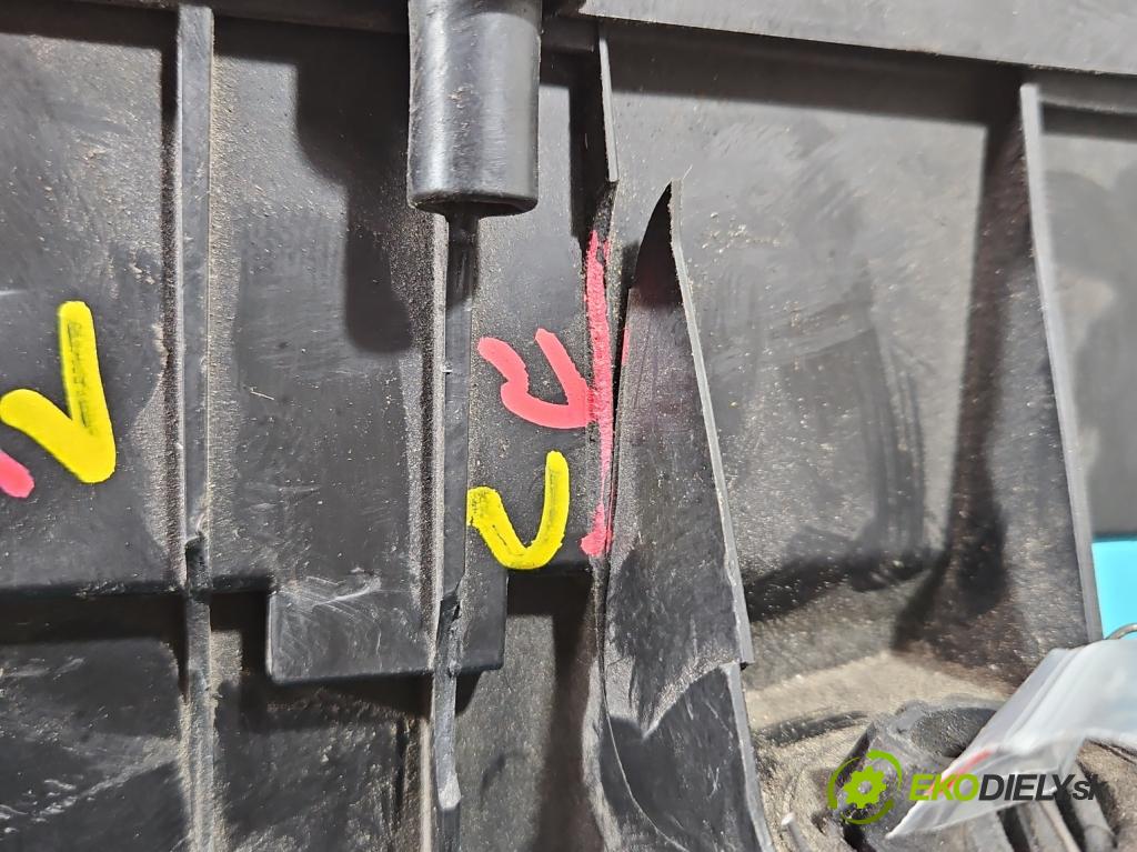 Vw Passat B8 2014 - 2.0 tdi 150 HP automatic 110 kW 1968 cm3 5- obal filtra vzduchu 110926900 (Obaly filtrov vzduchu)