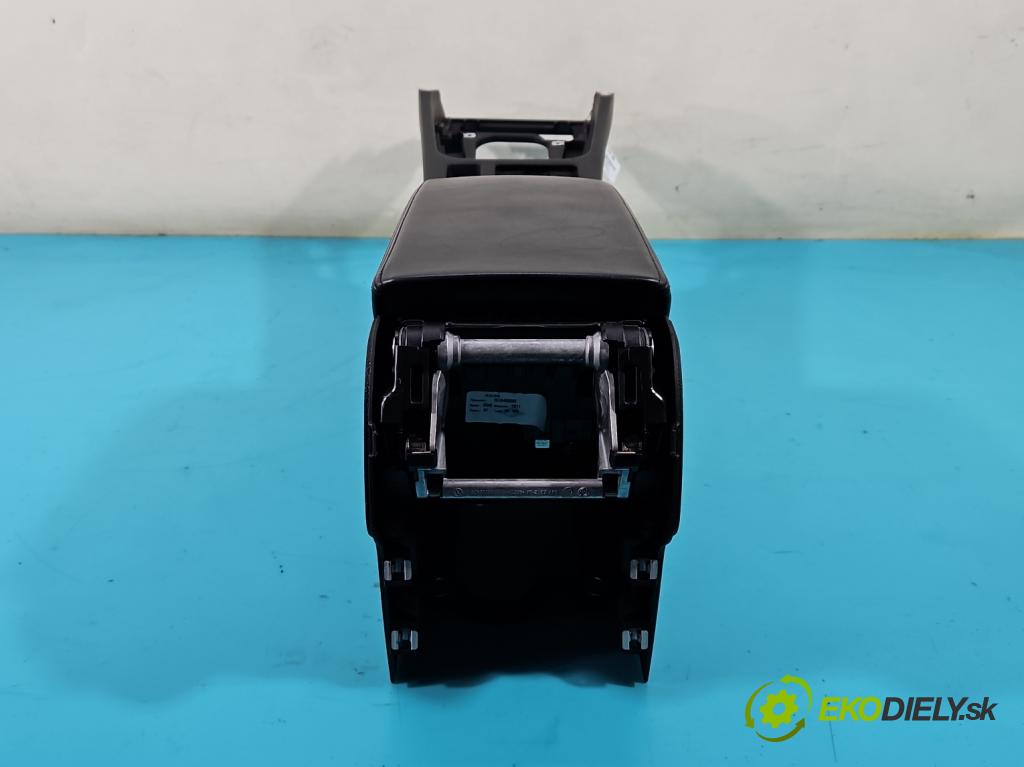 Vw Passat B8 2014 - 2.0 tdi 150 HP automatic 110 kW 1968 cm3 5- operadlo 3G0864089A (Lakťové opierky)