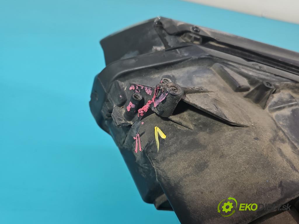 Vw Passat B8 2014 - 2.0 tdi 150 HP automatic 110 kW 1968 cm3 5- Reflektor: pravý 3G1941006B (Pravé)