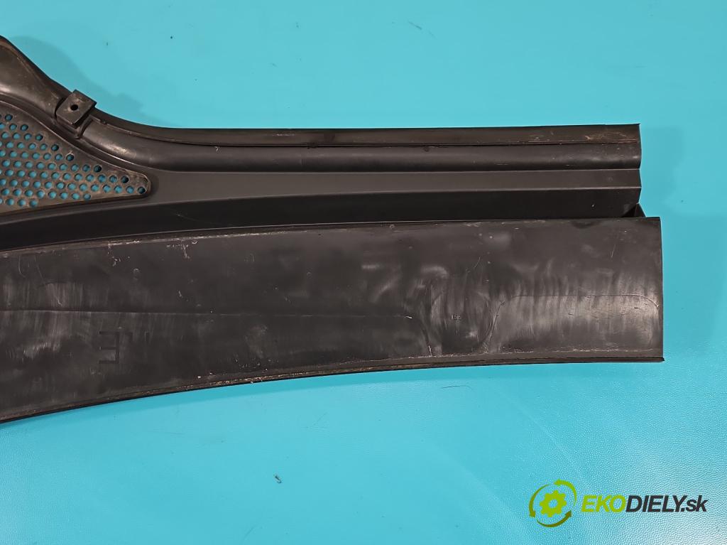 Vw Passat B8 2014 - 2.0 tdi 150 HP automatic 110 kW 1968 cm3 5- torpédo 3G1819404B (Torpéda)