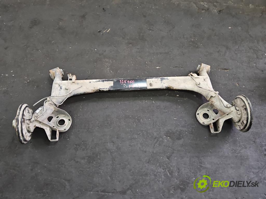 Vw Fox 1.2 6V 54 hp manual 40 kW 1198 cm3 3- zadní výztuha  (Výztuhy zadní)