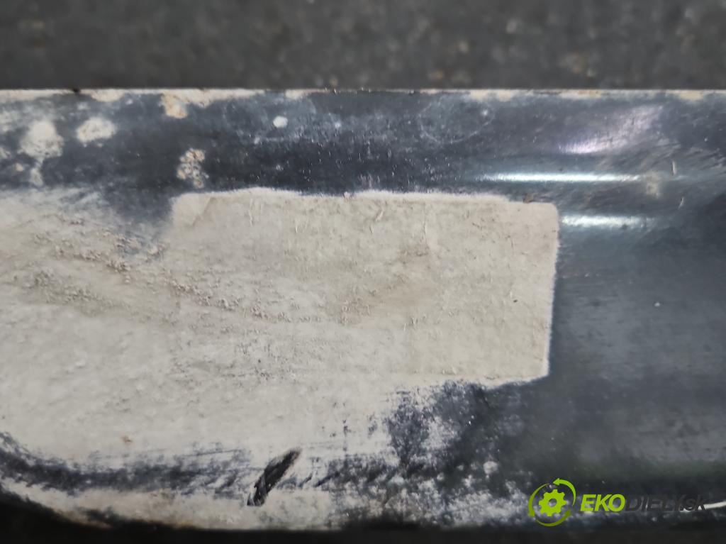 Vw Fox 1.2 6V 54 hp manual 40 kW 1198 cm3 3- zadní výztuha  (Výztuhy zadní)