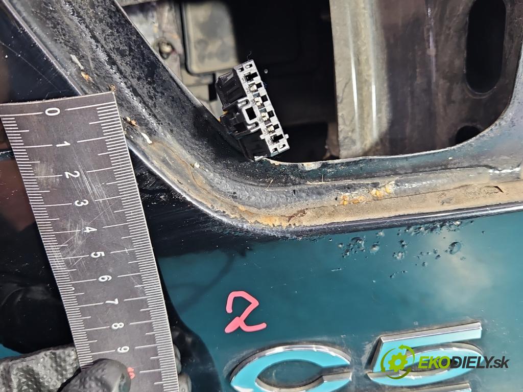 Citroen C5 II 2008-2017 2.0 hdi 163 hp manual 120 kW 1997 cm3 5- zadní kufrové dveře  (Zadní kapoty)