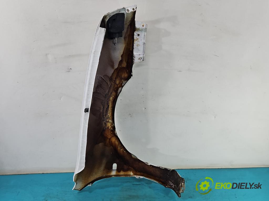 Toyota Corolla E11 1997-2002 1.4 vvti 97KM manual 71 kW 1398 cm3 5- blatnik přední levý  (Predné ľavé)