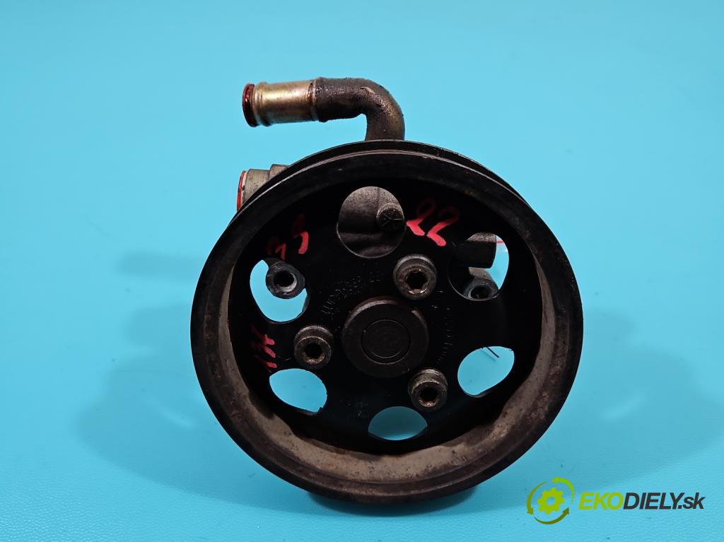 Vw Passat B5 1995-2005 1.6 SR 101 HP manual 74 kW 1595 cm3 4- čerpadlo posilovač 8D0145156L (Servočerpadlá, pumpy riadenia)