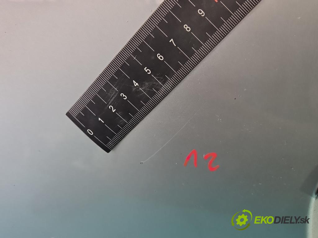 Toyota Corolla E12 2001-2009 2.0 D4D 90 hp manual 66 kW 1995 cm3 5- zadní kufrové dveře  (Zadní kapoty)