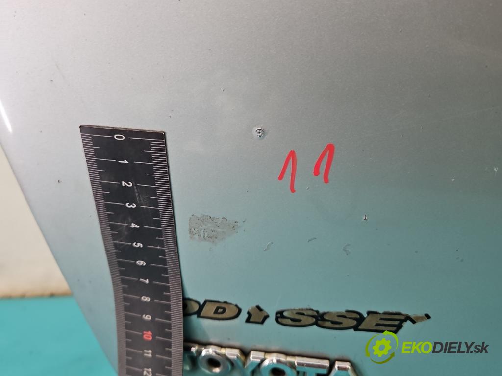 Toyota Corolla E12 2001-2009 2.0 D4D 90 hp manual 66 kW 1995 cm3 5- zadní kufrové dveře  (Zadní kapoty)