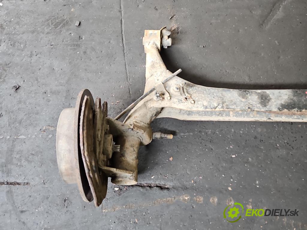 Toyota Corolla E12 2001-2009 2.0 D4D 90 hp manual 66 kW 1995 cm3 5- zadní výztuha (Výztuhy zadní)