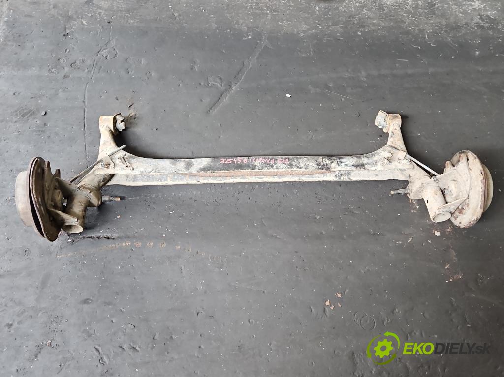 Toyota Corolla E12 2001-2009 2.0 D4D 90 hp manual 66 kW 1995 cm3 5- zadní výztuha  (Výztuhy zadní)