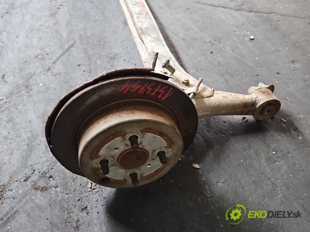 Toyota Corolla E12 2001-2009 2.0 D4D 90 hp manual 66 kW 1995 cm3 5- zadní výztuha (Výztuhy zadní)