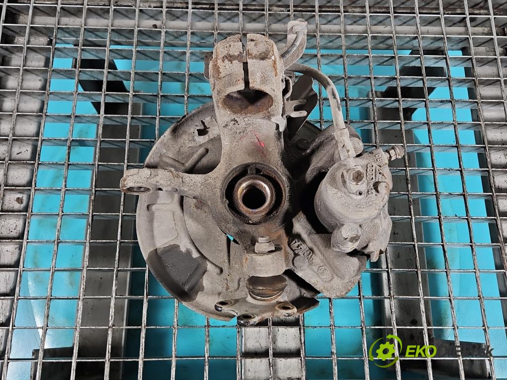 Vw Fox 1.2 6V 54 HP manual 40 kW 1198 cm3 3- náboj ľavé  (Náboje)