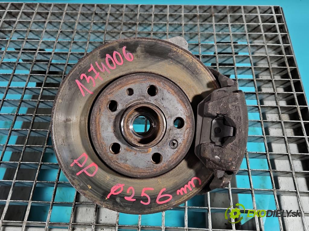 Vw Fox 1.2 6V 54 HP manual 40 kW 1198 cm3 3- náboj pravé  (Náboje)