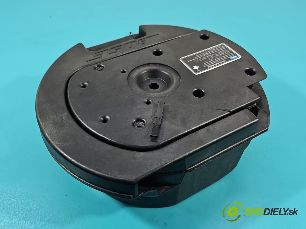 Mazda 6 I GG 2002-2007 2.0 16V 147 HP manual 108 kW 1999 cm3 5- Subwoofer: GJ5A66960 (Audio zariadenia)