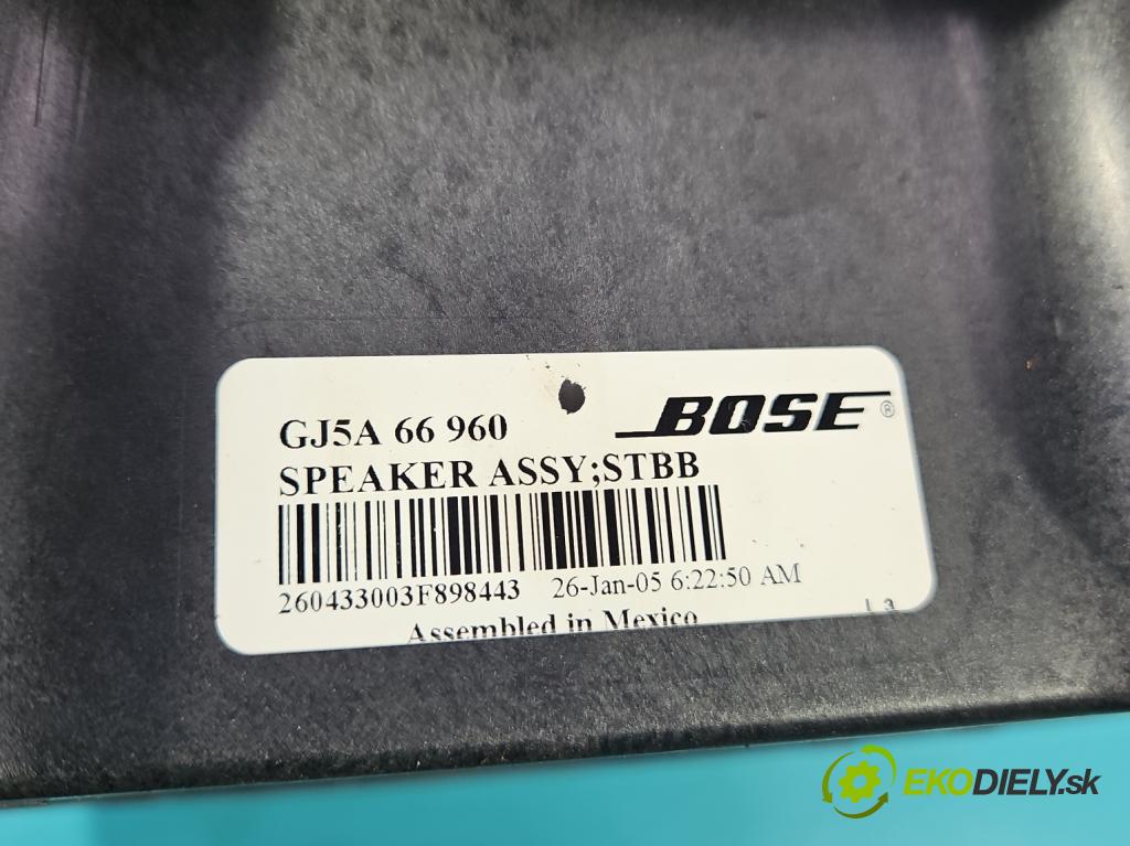 Mazda 6 I GG 2002-2007 2.0 16V 147 HP manual 108 kW 1999 cm3 5- Subwoofer: GJ5A66960 (Audio zariadenia)