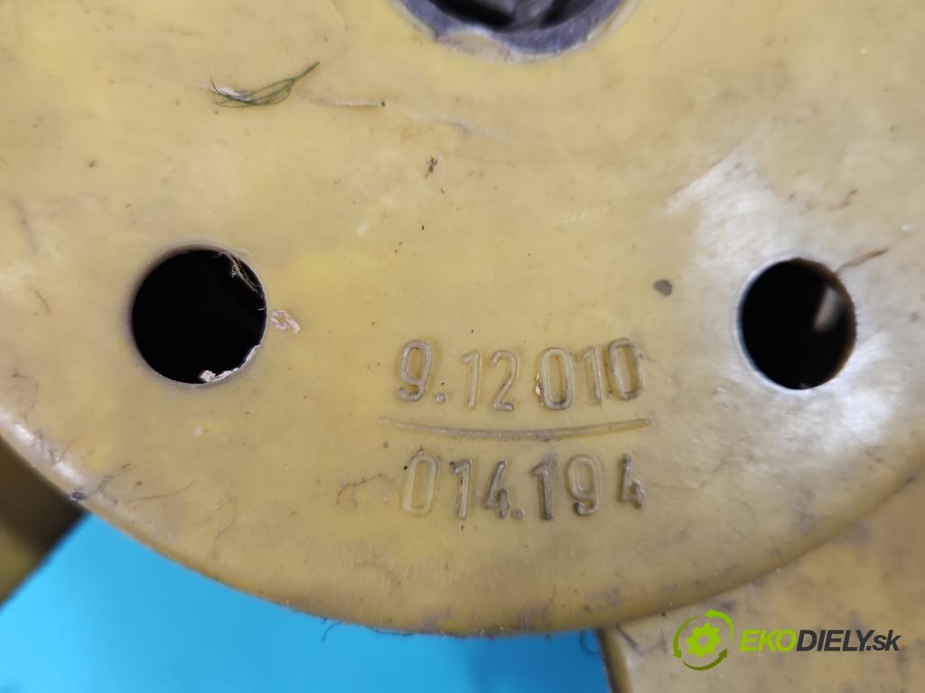 Polonez Caro / Atu 1.5 karburátor: 75 HP manual 55 kW 1481 cm3 5- Ventilátor chladiča