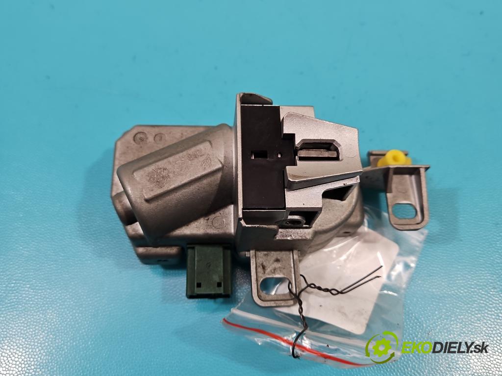 Volvo XC60 I 2008-2017 2.4 D5 175 HP manual 129 kW 2400 cm3 5- Blokáda: řízení: P31202090 (Ostatné)