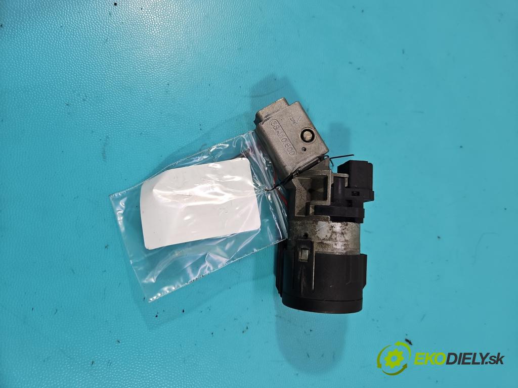 Peugeot 307 1.6 hdi 109 hp manual 80 kW 1560 cm3 5- spínací skříňka  (Spínací skříňky a klíče)