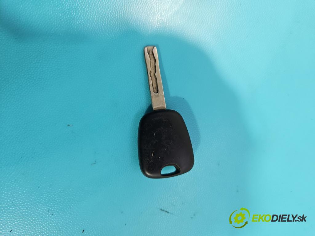 Peugeot 307 1.6 hdi 109 hp manual 80 kW 1560 cm3 5- spínací skříňka  (Spínací skříňky a klíče)