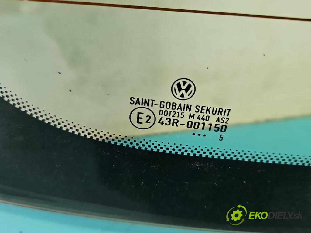 Vw Fox 1.2 6V 54 hp manual 40 kW 1198 cm3 3- sklo zadní  (Okna zadní)