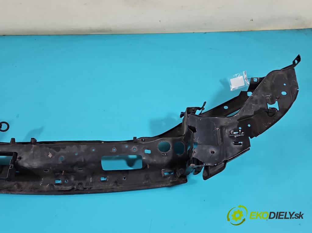 Volvo V50 1.6 16v 101 hp manual 74 kW 1596 cm3 5- stěna přední  (Výztuhy přední)