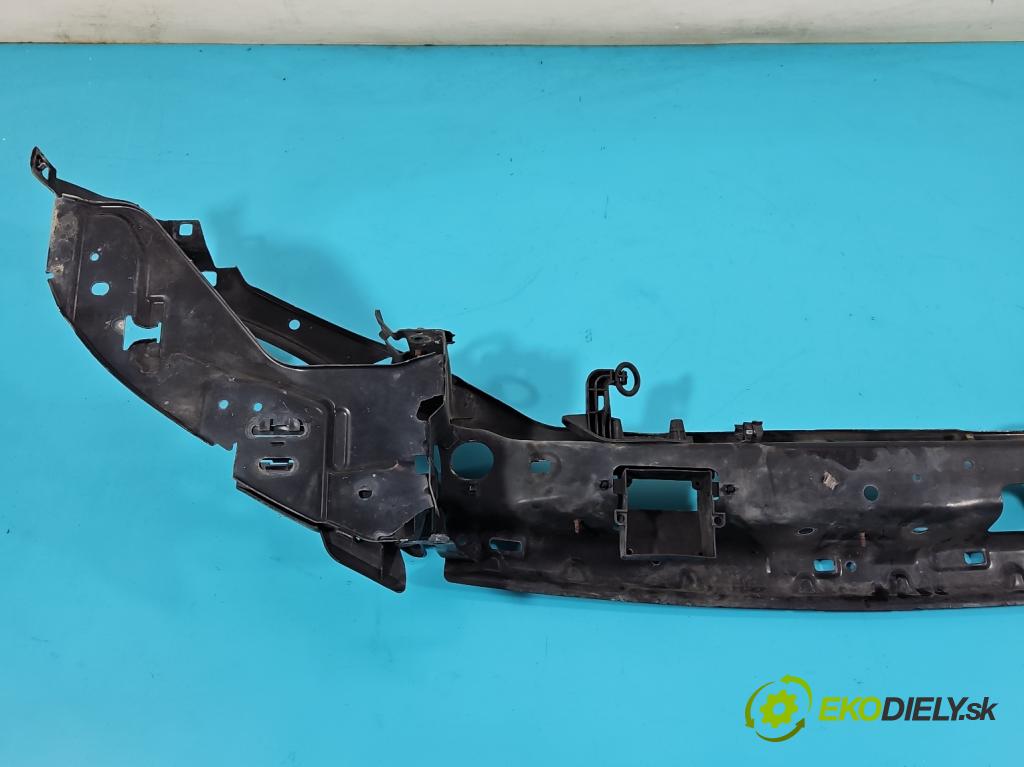 Volvo V50 1.6 16v 101 hp manual 74 kW 1596 cm3 5- stěna přední  (Výztuhy přední)