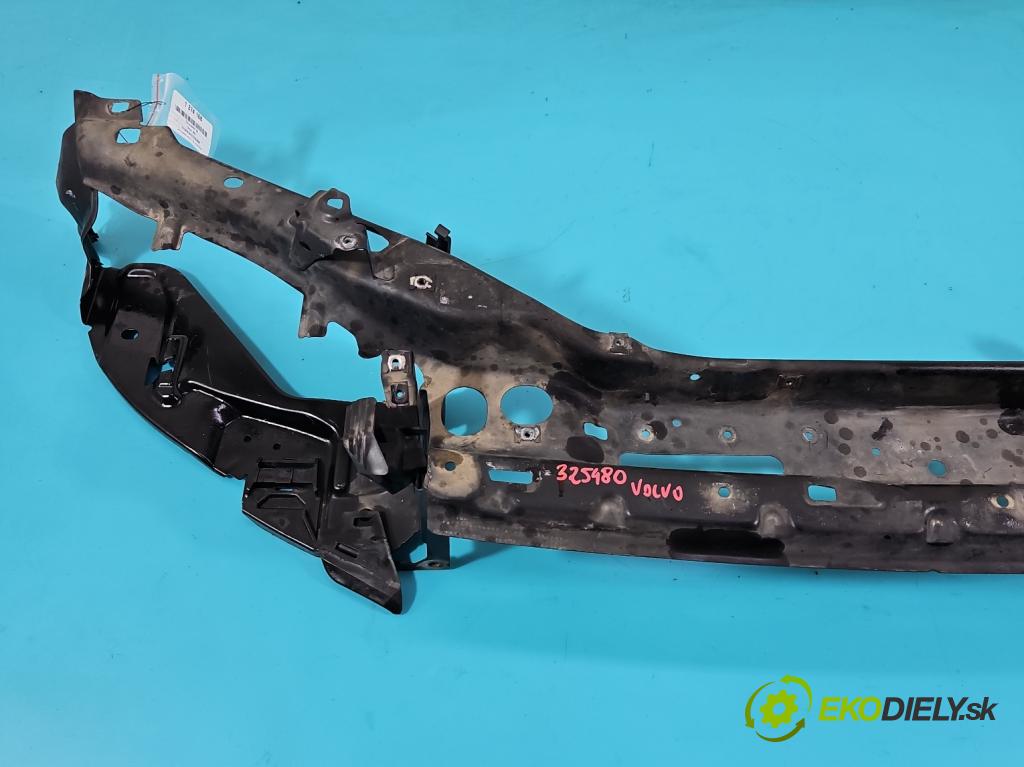 Volvo V50 1.6 16v 101 hp manual 74 kW 1596 cm3 5- stěna přední  (Výztuhy přední)