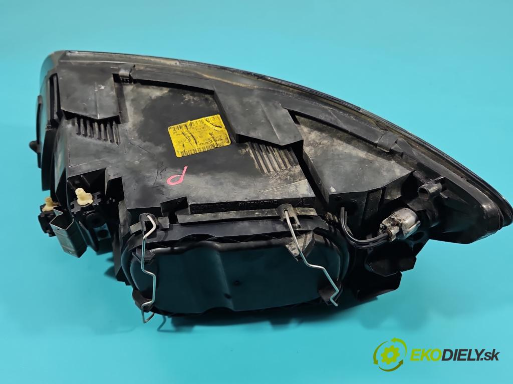 Volvo V50 1.6 16v 101 HP manual 74 kW 1596 cm3 5- Reflektor: pravý 30698886 (Pravé)