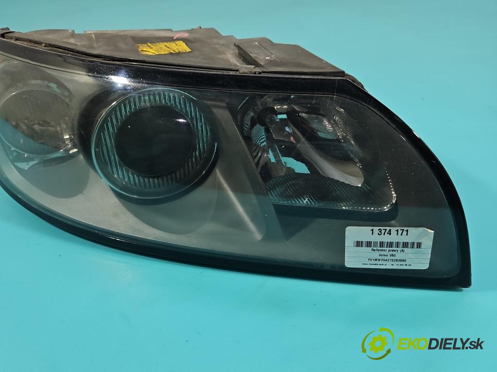 Volvo V50 1.6 16v 101 HP manual 74 kW 1596 cm3 5- Reflektor: pravý 30698886 (Pravé)