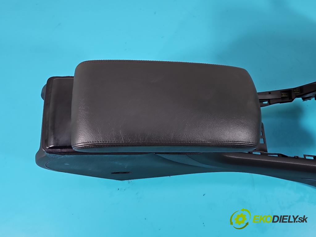 Citroen C5 II 2008-2017 2.0 hdi 163 HP manual 120 kW 1997 cm3 5- operadlo 996044354-01 (Lakťové opierky)