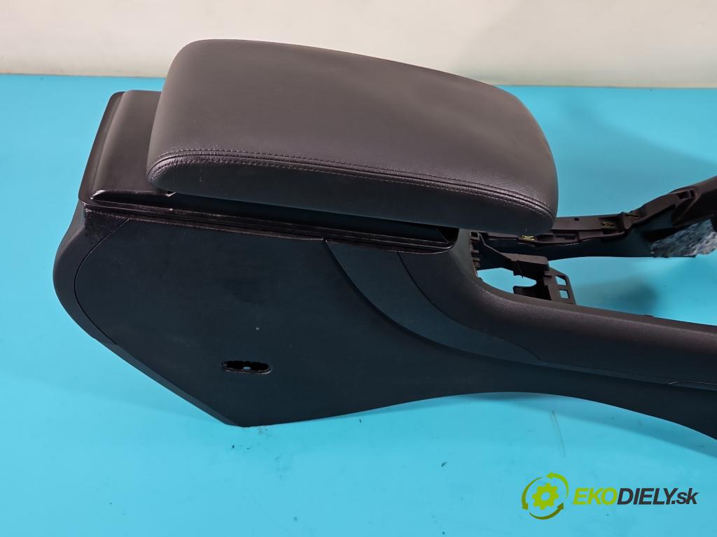 Citroen C5 II 2008-2017 2.0 hdi 163 HP manual 120 kW 1997 cm3 5- operadlo 996044354-01 (Lakťové opierky)