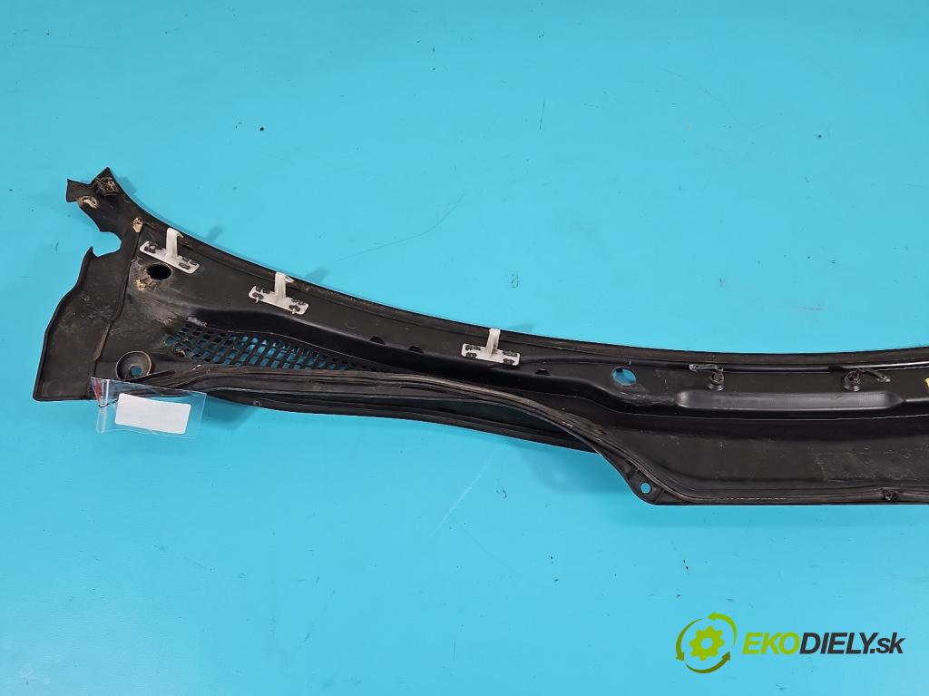 Volvo V50 1.6 16v 101 HP manual 74 kW 1596 cm3 5- torpédo 30716315 (Torpéda)