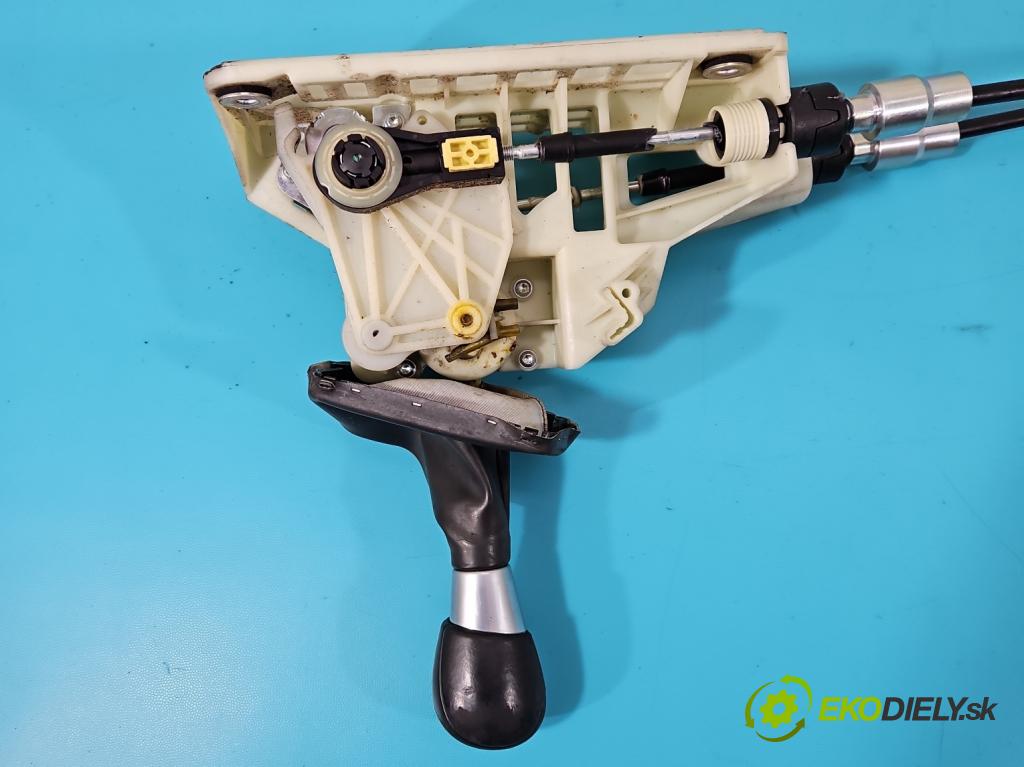 Volvo XC60 I 2008-2017 2.4 D5 175 HP manual 129 kW 2400 cm3 5- Páka: Změny: stupeň,rýchlosť  (Rýchlostné páky / kulisy)