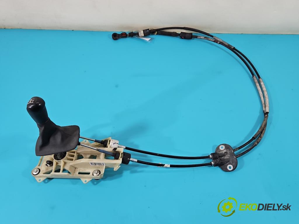 Volvo V50 1.6 16v 101 HP manual 74 kW 1596 cm3 5- Páka: Změny: stupeň,rýchlosť 30759098 (Rýchlostné páky / kulisy)