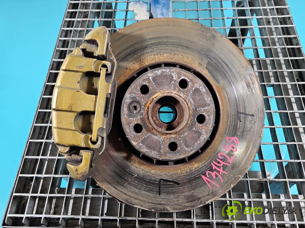 Volvo XC60 I 2008-2017 2.4 D5 175 HP manual 129 kW 2400 cm3 5- náboj ľavé  (Náboje)