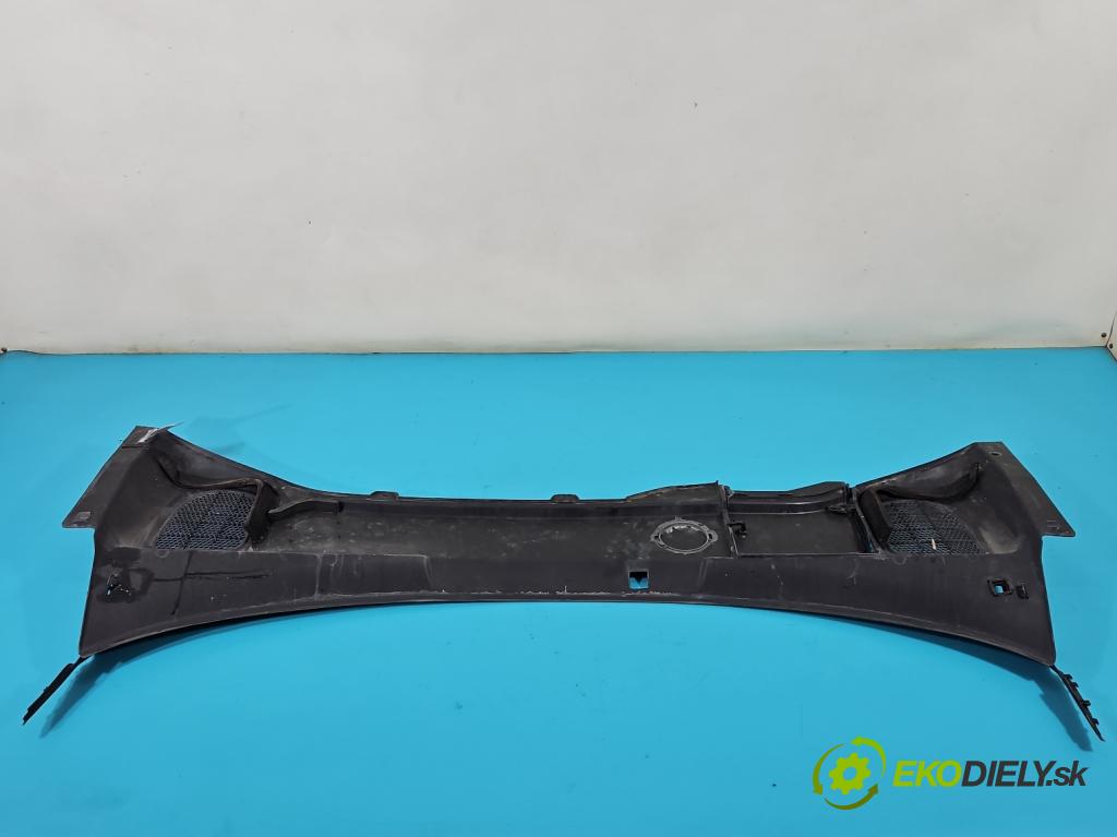 Volvo XC60 I 2008-2017 2.4 D5 175 HP manual 129 kW 2400 cm3 5- torpédo 31402671 (Torpéda)