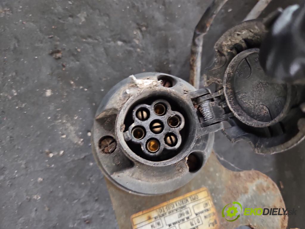 Opel Meriva A 2002-2010 1.7 dti 75 hp manual 55 kW 1686 cm3 5- oko tažné  (Tažná zařízení)