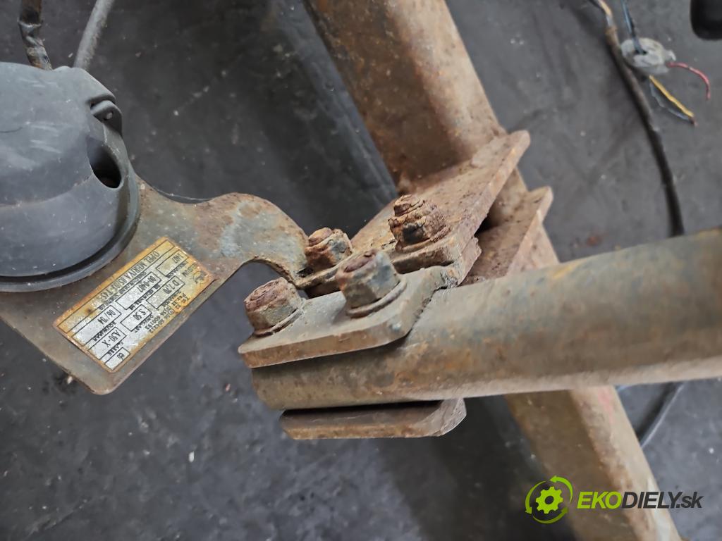 Opel Meriva A 2002-2010 1.7 dti 75 hp manual 55 kW 1686 cm3 5- oko tažné  (Tažná zařízení)