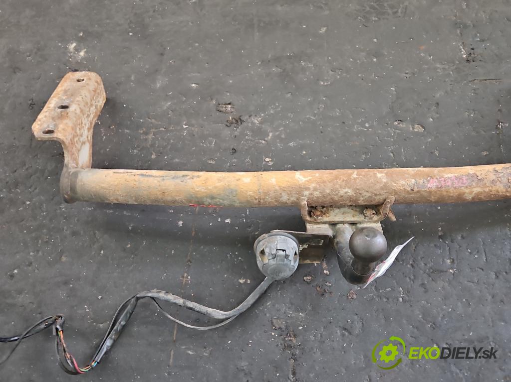 Toyota Corolla E12 2001-2009 2.0 D4D 90 hp manual 66 kW 1995 cm3 5- oko tažné  (Tažná zařízení)