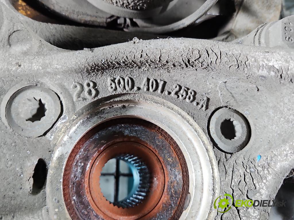 Vw Passat B8 2014 - 2.0 tdi 150 HP automatic 110 kW 1968 cm3 5- náboj pravé 5Q0407258A (Náboje)