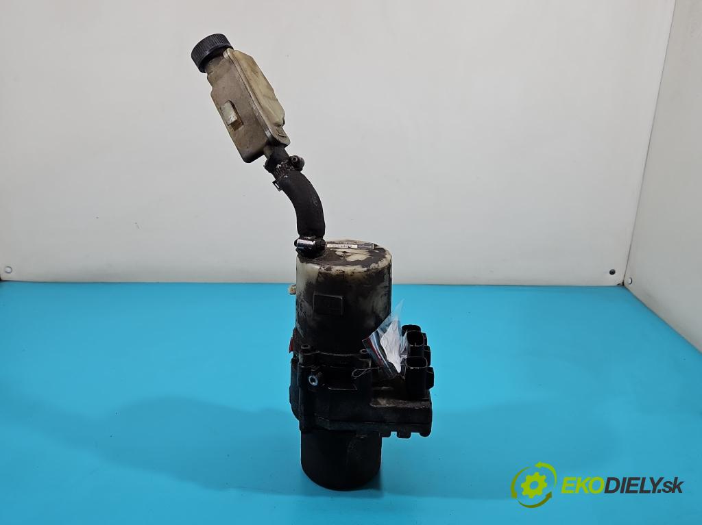 Mazda 3 I BK 2003-2009 2.0 16V 150 HP manual 110 kW 1999 cm3 4- čerpadlo posilovač  (Servočerpadlá, pumpy riadenia)