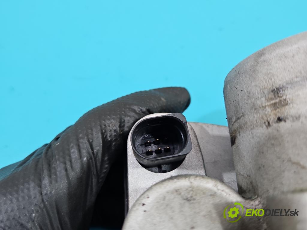 Seat Leon I 1999-2005 1.6 16V 105 hp manual 77 kW 1598 cm3 5- škrticí klapka  (Škrticí klapka)