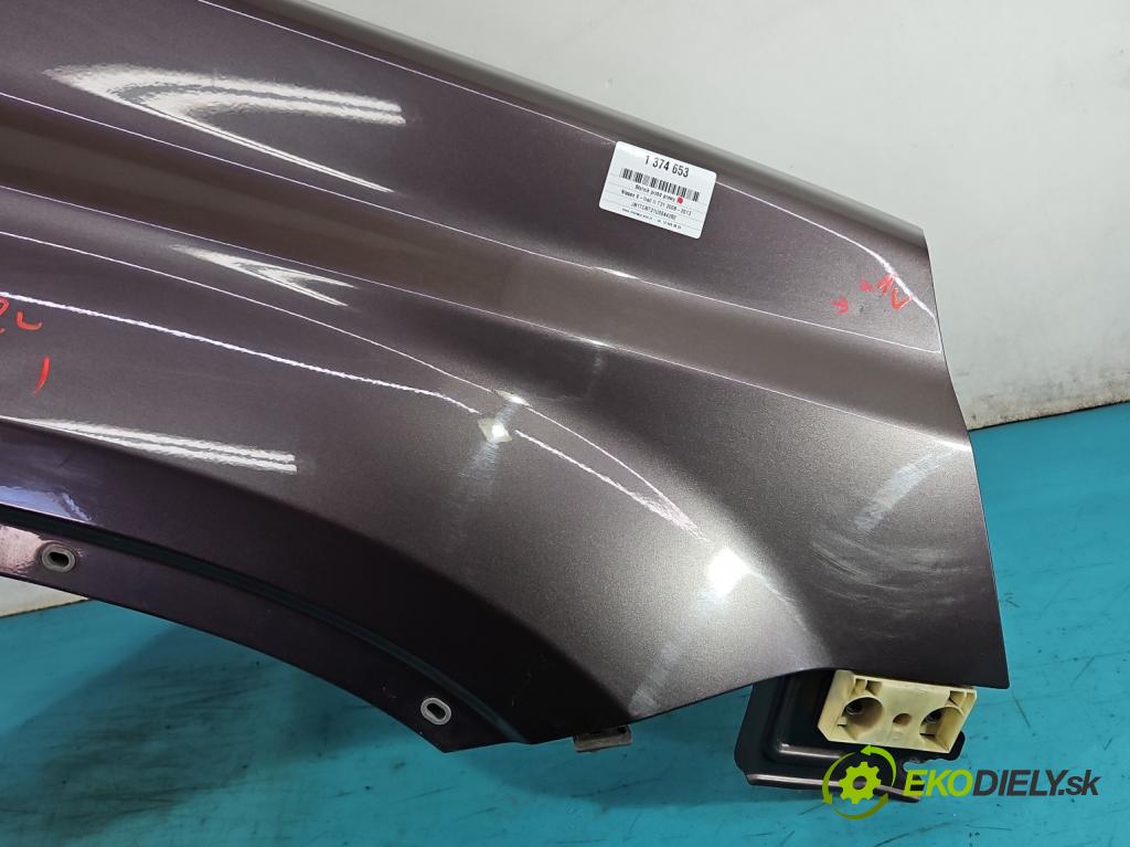 Nissan X-trail II T31 2008-2013 2.0 dci 173KM manual 127 kW 1995 cm3 5- blatnik přední pravý  (Ostatné)