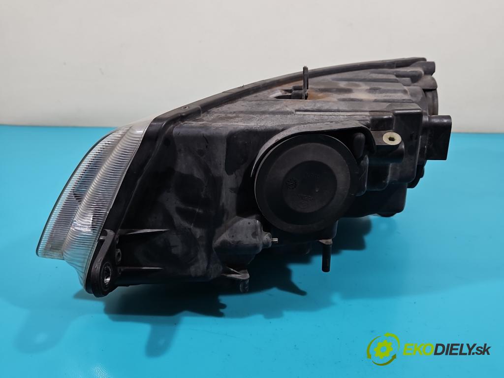 Skoda Superb II 2008-2015 1.6 tdi 105 HP manual 77 kW 1598 cm3 5- Reflektor: pravý  (Pravé)