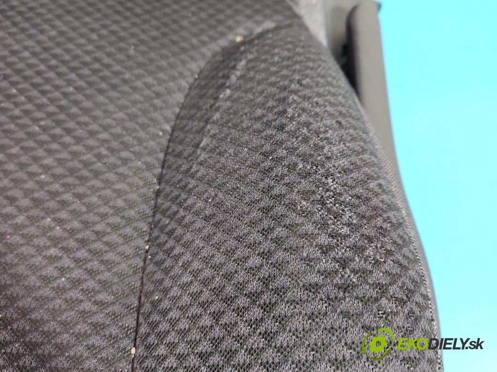 Fiat Stilo 1.9 jtd 116 HP manual 85 kW 1910 cm3 5- Sedačka ľavý  (Sedačky, sedadlá)