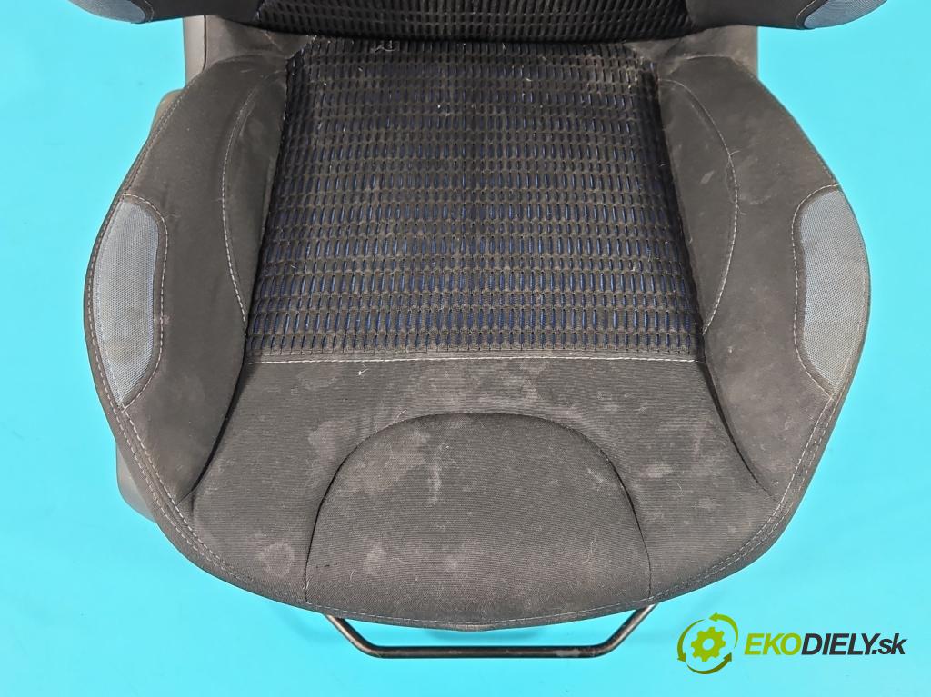 Peugeot 208 I 2012-2019 1.6 hdi 92 HP manual 68 kW 1560 cm3 5- Sedačka pravý  (Sedačky, sedadlá)